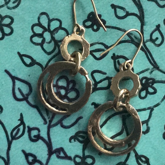 Earrings - Picture 7 of 7